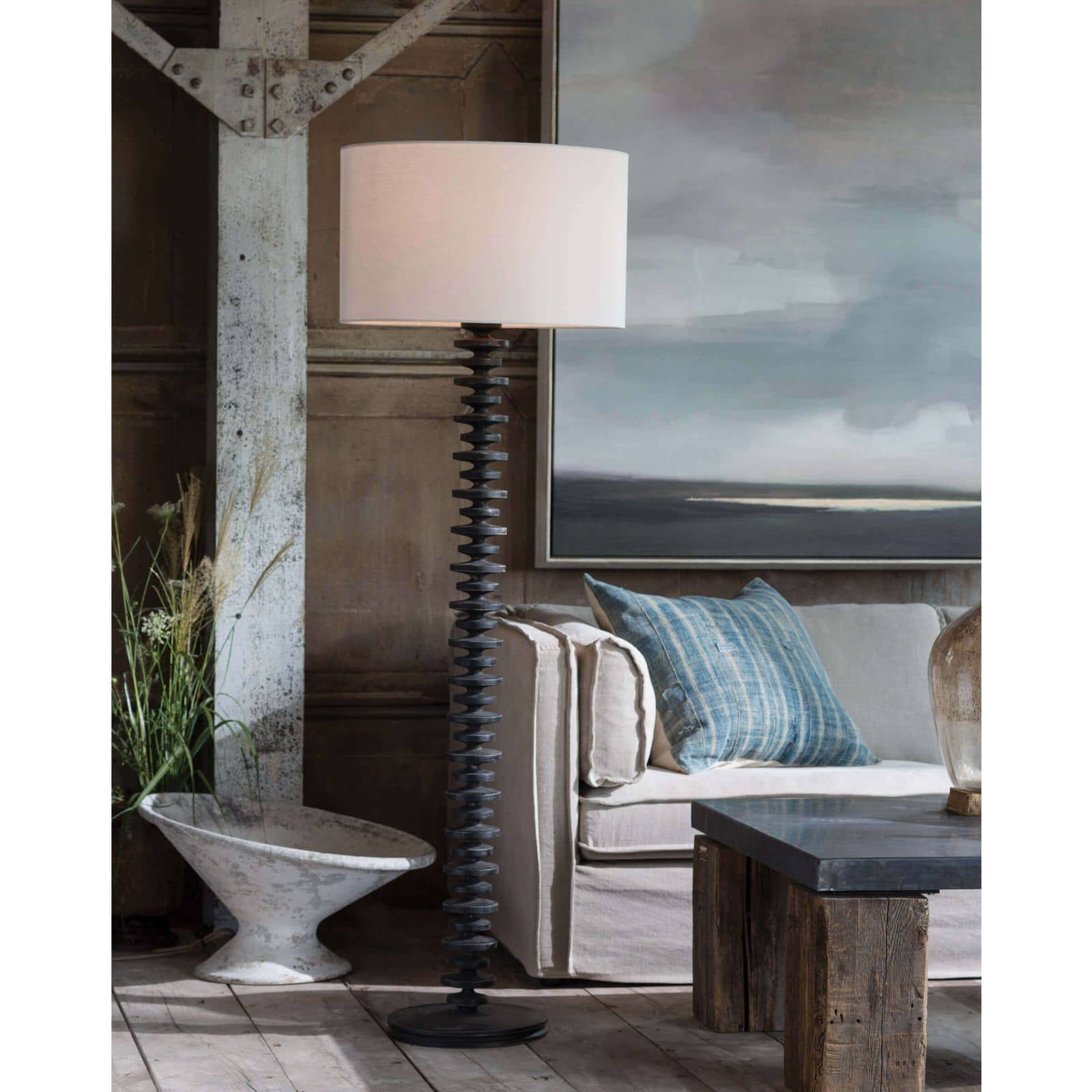 Fishbone Floor Lamp (Ebony) – view 2