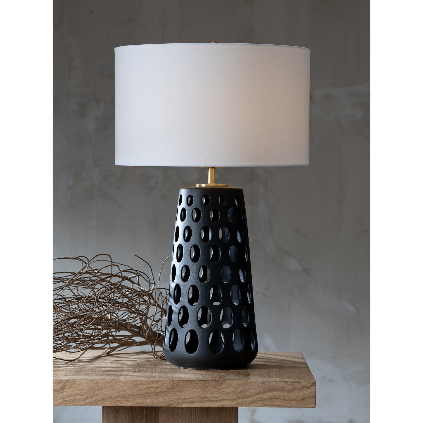 Kelvin Ceramic Table Lamp (Black) – view 2