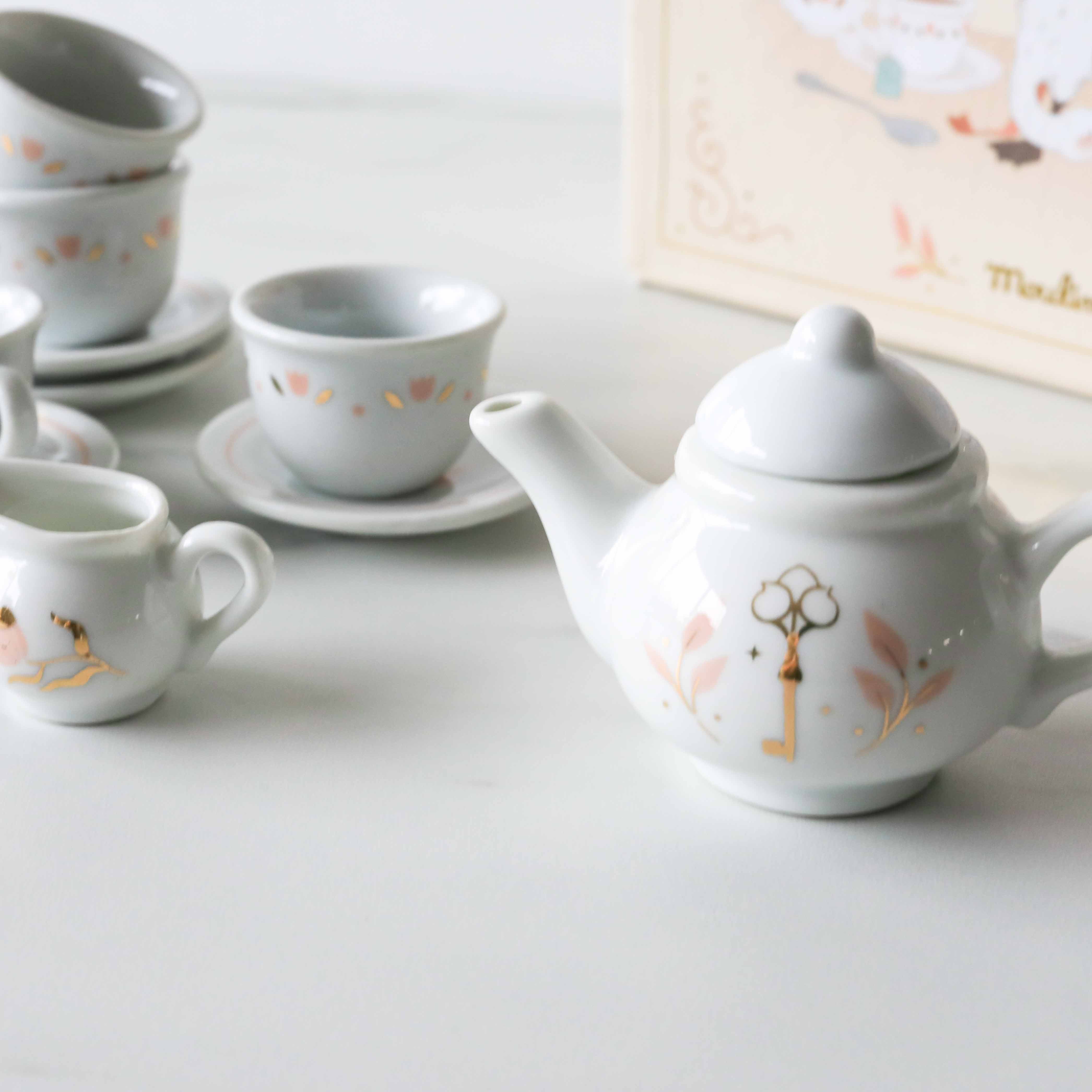 Porcelain Tea Set FINNBIRD - tea set FIRE THE IMAGINATION