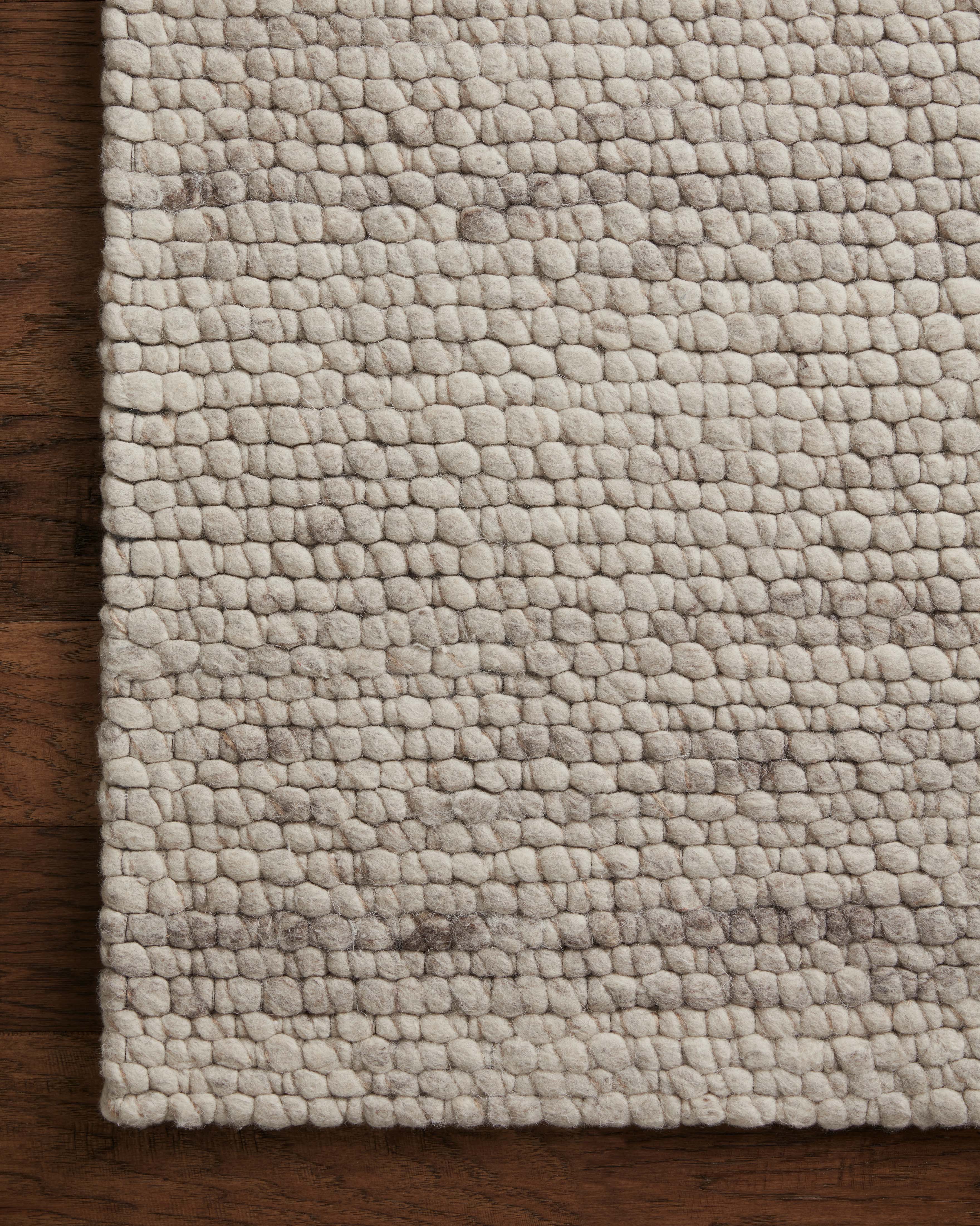 OVERSTOCK RUG - Loloi Caroline Natural Rug - 2'9" x 11'6" IN STORE - Sale Rug Loloi