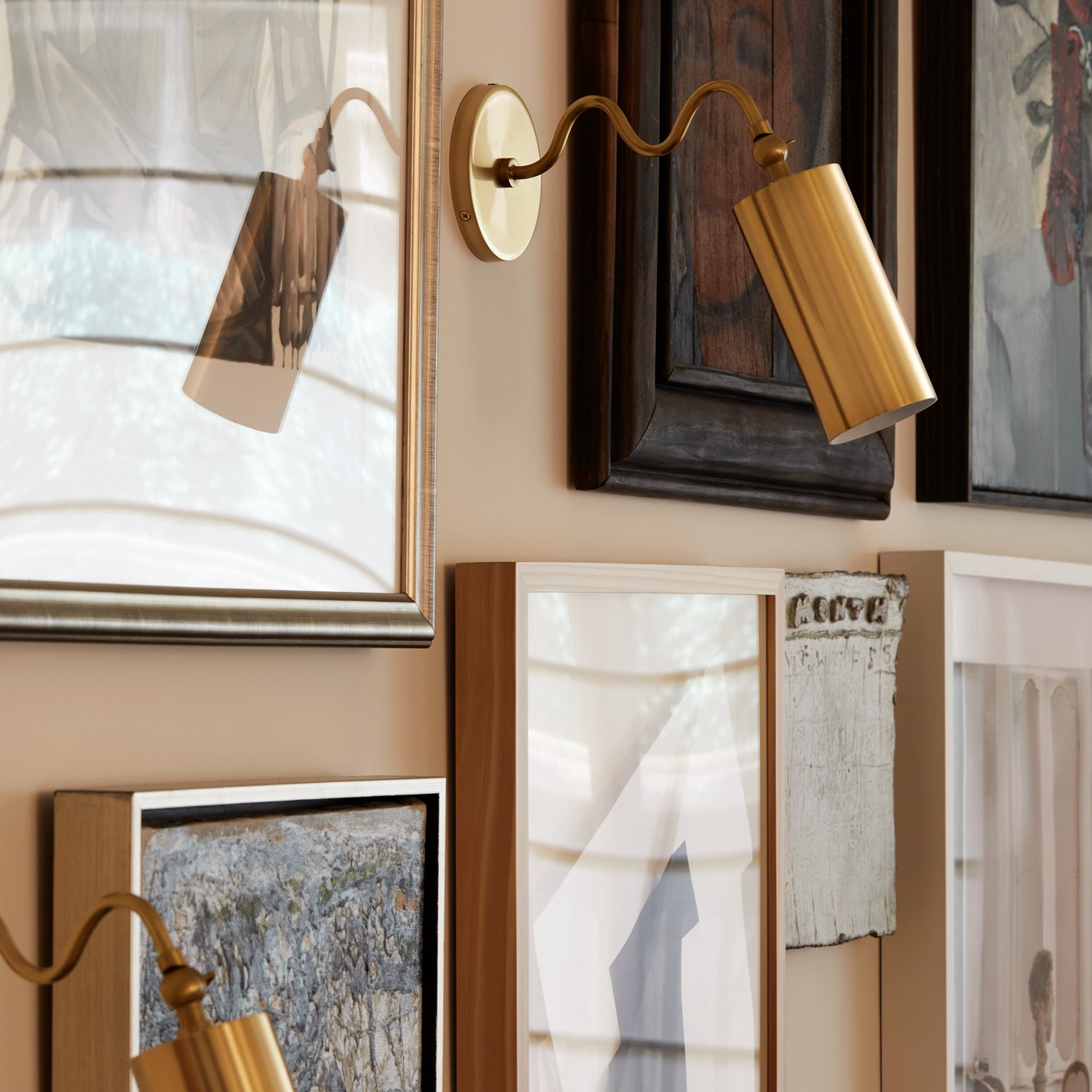 Bea Wall Sconce LIGHTING - sconce Hudson Valley Lighting