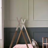 Farrow & Ball Pale Powder No. 204