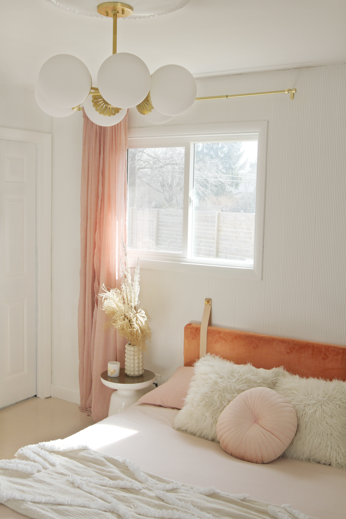 Paige Chandelier LIGHTING - chandelier Hudson Valley Lighting