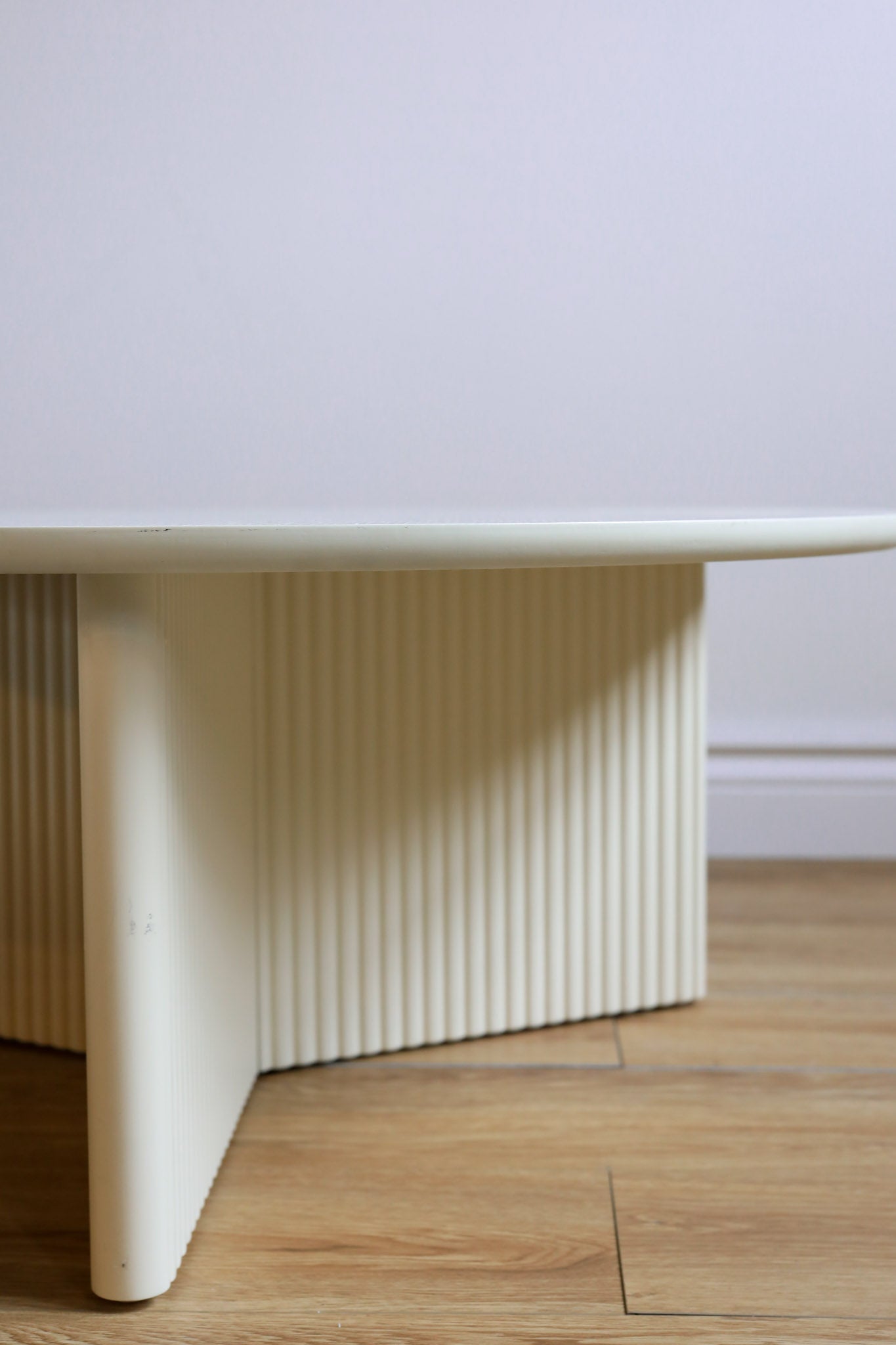 Gus* Modern Odeon Coffee Table - Pearl 4 - b - FURNITURE - coffee table - round Gus