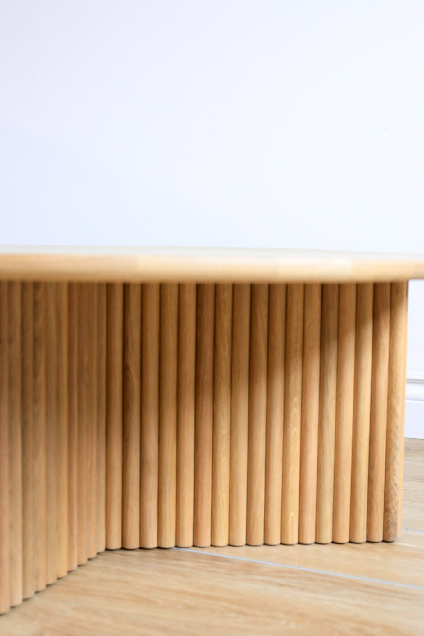 Gus* Modern Odeon Coffee Table - White Oak 4 - b - FURNITURE - coffee table - round Gus